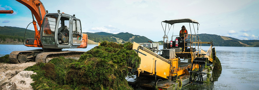 lake weed harvesting