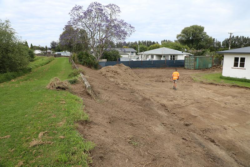 Construction on College Road floodwall