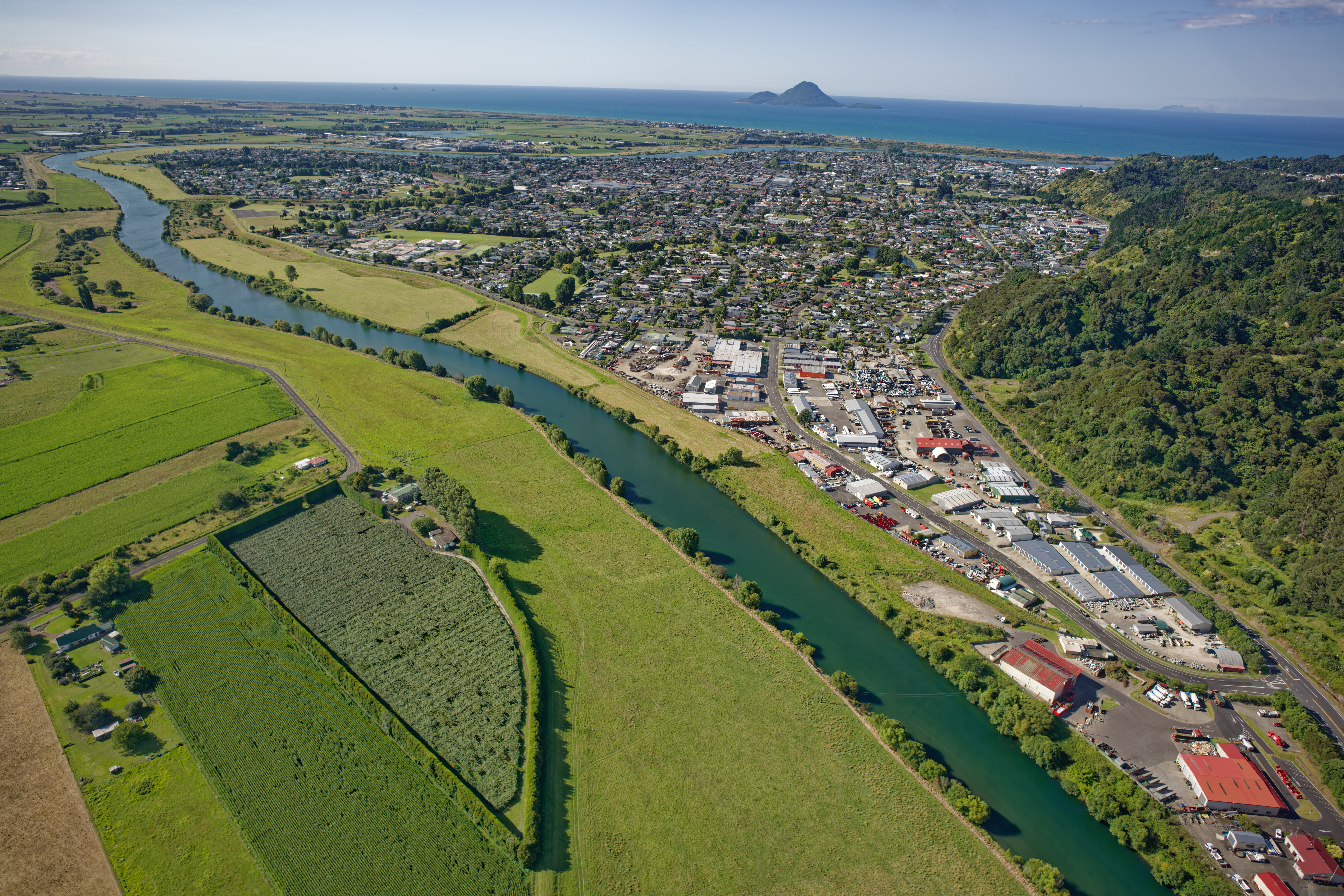Whakatāne - Tauranga Rivers Scheme Trident Stopbank upgrade We’re repairing the stopbanks and culvert along Arawa Road.