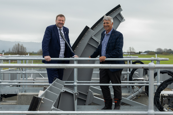 Associate Regional Development Minister Mark Patterson and Bay of Plenty Regional Council Chair Doug Leeder next to the radial gates.